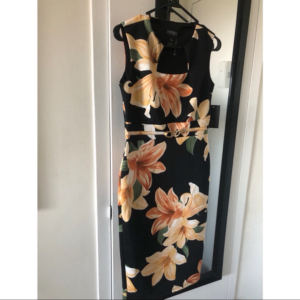 Enfocus Studio size 4 floral dress.